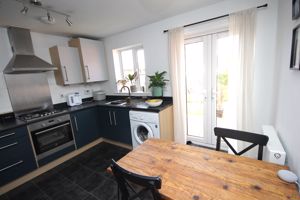 kitchen- click for photo gallery